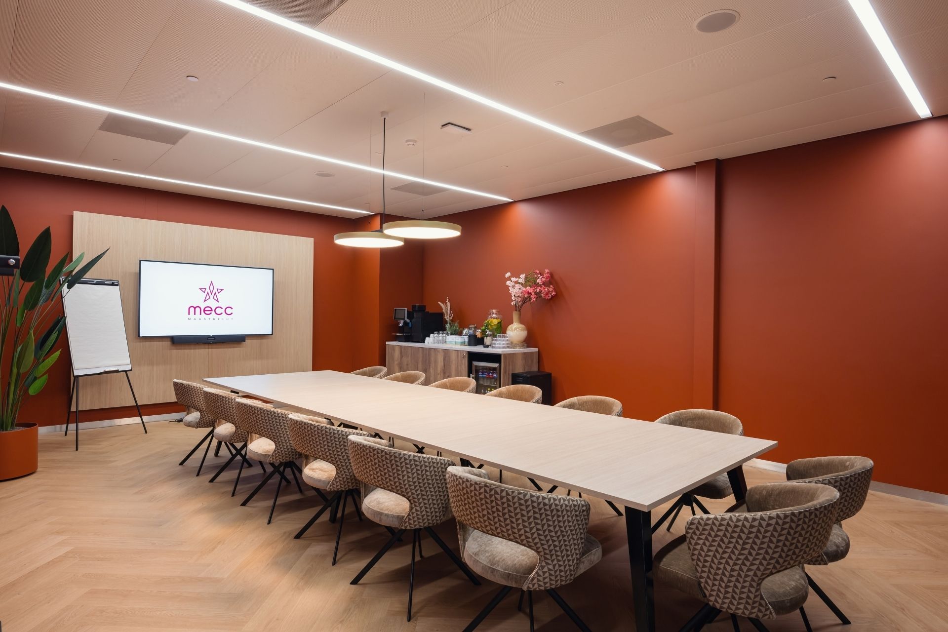 MECC Maastricht - Boardroom 1.7_2