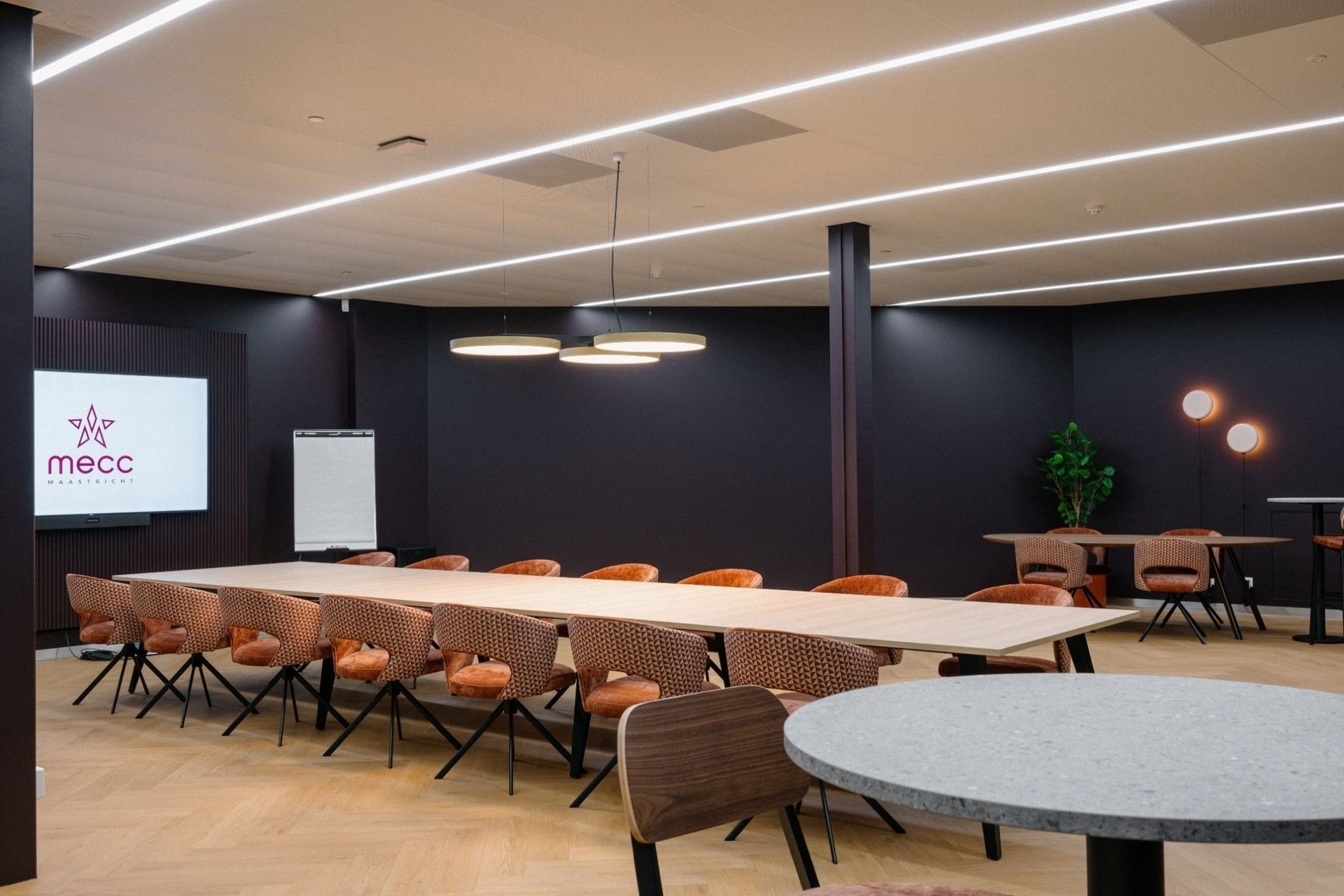 MECC Maastricht - Boardroom 1.9_3